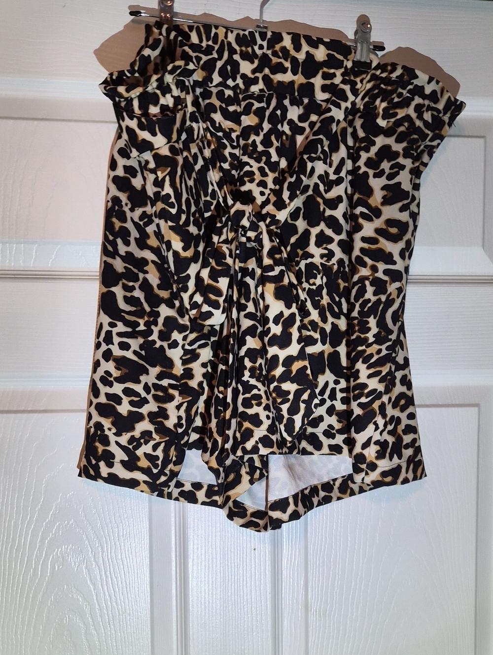 Leopard Print Shorts w/ Elastic Waist And Tie